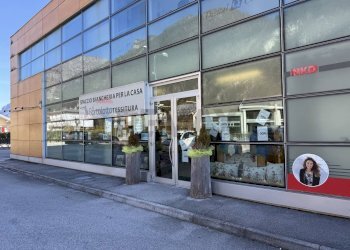 Edificio all\'aperto - Attività Commerciale Via Cima I Prà
 
9, Ponte nelle Alpi - foto 1