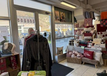 Soggiorno - Attività Commerciale Via Cima I Prà
 
9, Ponte nelle Alpi - foto 5