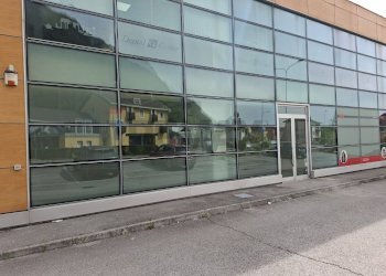 Edificio all\'aperto - Attività Commerciale Via Cima I Prà
 
9, Ponte nelle Alpi - foto 2