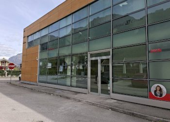 Edificio all\'aperto - Attività Commerciale Via Cima I Prà
 
9, Ponte nelle Alpi - foto 3