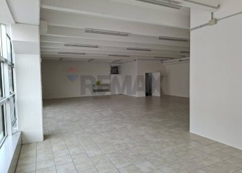 Stanza vuota - Attività Commerciale Via Cima I Prà
 
9, Ponte nelle Alpi - foto 8