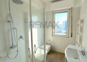 Bagno - Three-room apartment VIA TRENTO
 
38, Cesano Maderno - photo 14