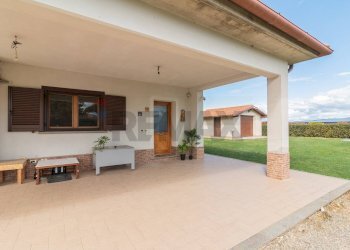 Terrazza - Semi-detached house strada provinciale 105
30, Montalto di Castro - photo 11
