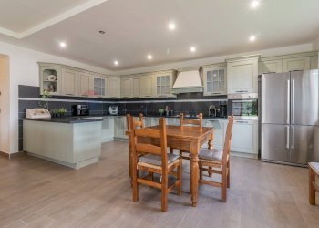 Cucina - Semi-detached house strada provinciale 105
30, Montalto di Castro - photo 21