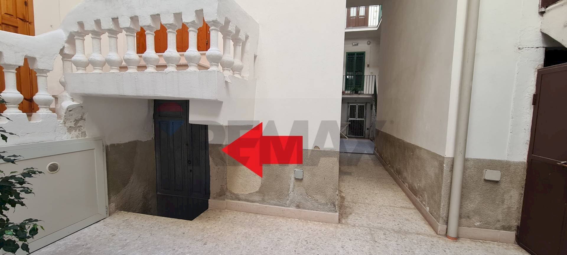 esterno - Magazzino Viale XXIV Maggio
 
13, Vieste - foto 1