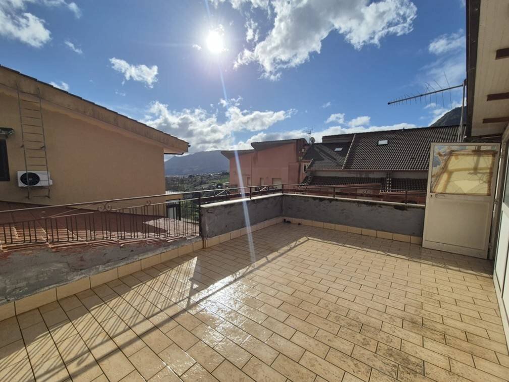 Foto 1 - Trilocale via Maurizio Polizzi
 
12, Monreale - foto 1