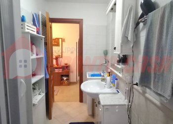 Foto 12 - Quadrilocale Via EUROPA
 
4, Ischitella - foto 11