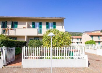 Foto 2 - Villa Via Coreallo
 
4A, Spotorno - photo 2