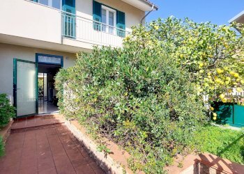 Foto 22 - Villa Via Coreallo
 
4A, Spotorno - foto 22