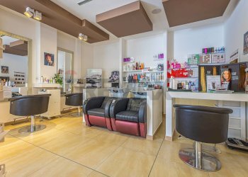 Soggiorno - Locale Commerciale STRADA 24 DI VIA PREDDA NIEDDA
 
snc, Sassari - foto 21