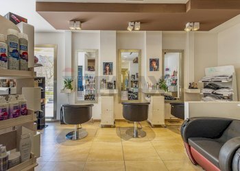 Soggiorno - Locale Commerciale STRADA 24 DI VIA PREDDA NIEDDA
 
snc, Sassari - foto 22