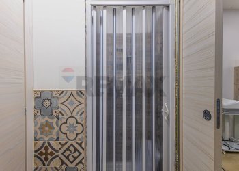 Bagno - Locale Commerciale STRADA 24 DI VIA PREDDA NIEDDA
 
snc, Sassari - foto 36