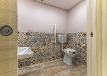 Bagno - Locale Commerciale STRADA 24 DI VIA PREDDA NIEDDA
 
snc, Sassari - foto 52