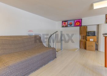 Soggiorno - Locale Commerciale STRADA 24 DI VIA PREDDA NIEDDA
 
snc, Sassari - foto 56