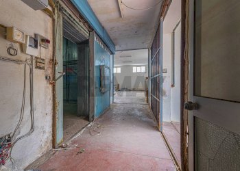 Hall / corridoio - Locale Commerciale STRADA 24 DI VIA PREDDA NIEDDA
 
snc, Sassari - foto 76