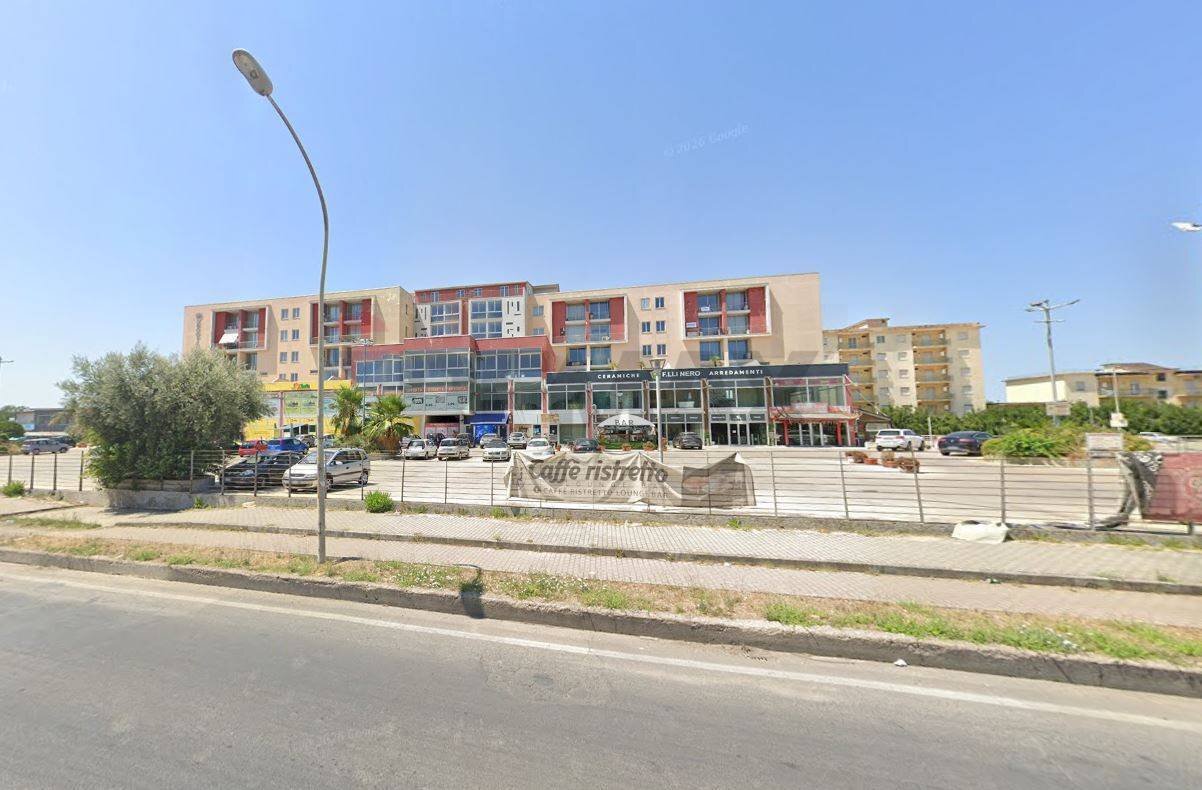 Edificio all\'aperto - Ufficio Via Carlo Terzo
 
156, San Nicola la Strada - foto 2