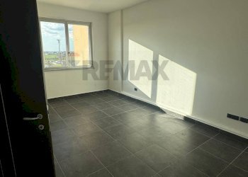 Stanza vuota - Ufficio Via Carlo Terzo
 
156, San Nicola la Strada - foto 9