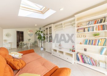 Soggiorno - Attic Via Angelo Paolucci, Fiumicino - photo 2