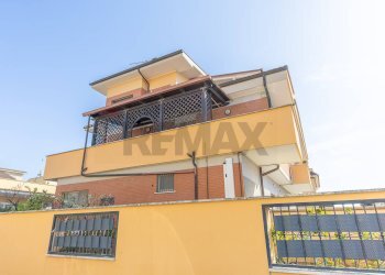 Edificio all\'aperto - Attic Via Angelo Paolucci, Fiumicino - photo 39