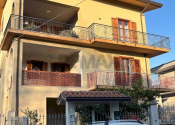 Edificio all\'aperto - Appartamento Via Campofreddo
 
17, Calvi - foto 2