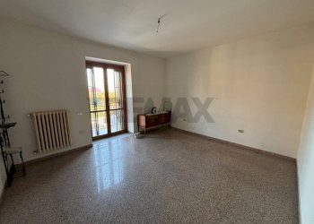 Stanza vuota - Appartamento Via Campofreddo
 
17, Calvi - foto 11