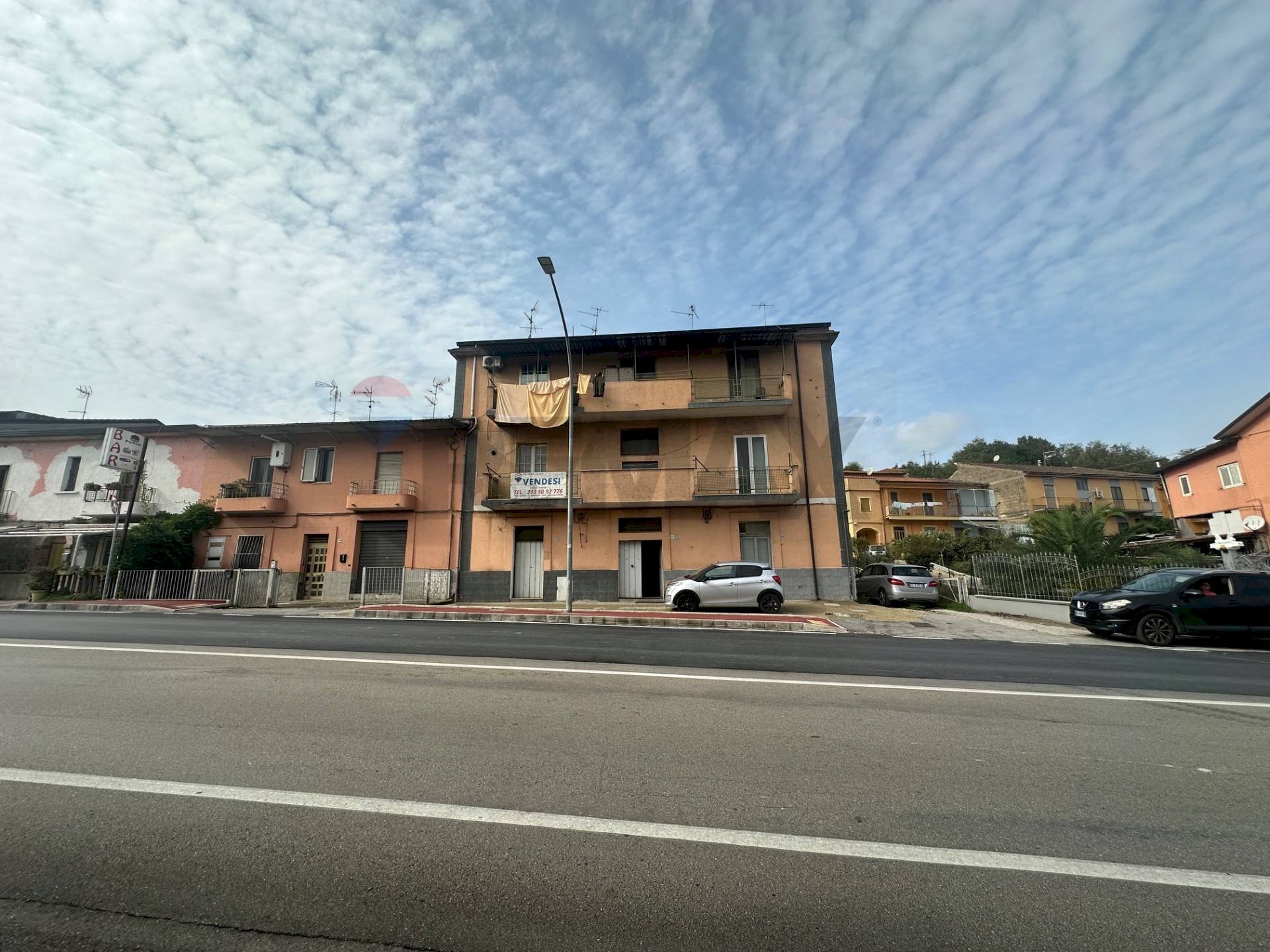 Edificio all\'aperto - Casa indipendente Benevento - foto 1