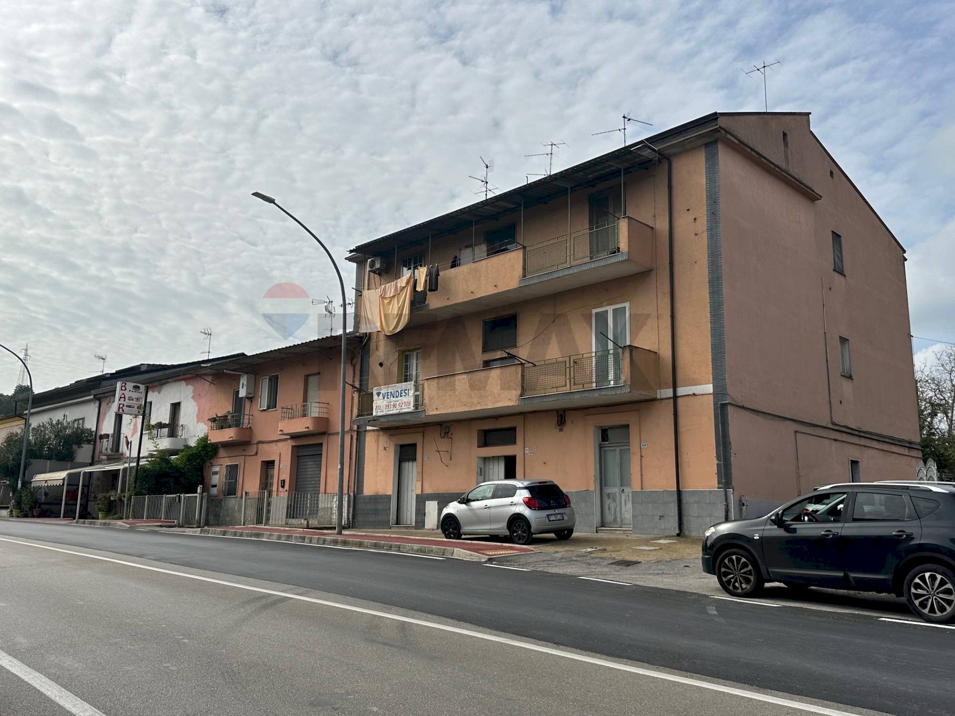 Edificio all\'aperto - Casa indipendente Benevento - foto 3