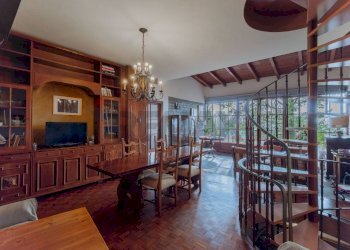 Sala da pranzo - Villa Via L. Rossi
 
96, Sumirago - foto 10