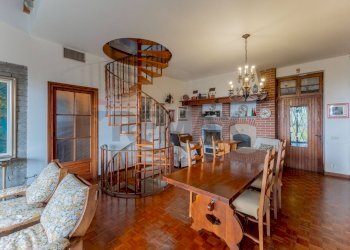 Sala da pranzo - Villa Via L. Rossi
 
96, Sumirago - foto 12