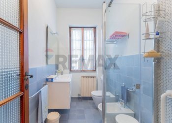 Bagno - Villa Via L. Rossi
 
96, Sumirago - foto 26