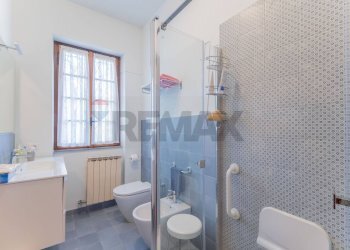 Bagno - Villa Via L. Rossi
 
96, Sumirago - foto 28