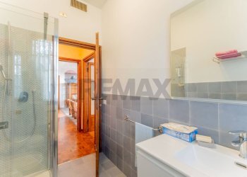 Bagno - Villa Via L. Rossi
 
96, Sumirago - foto 29