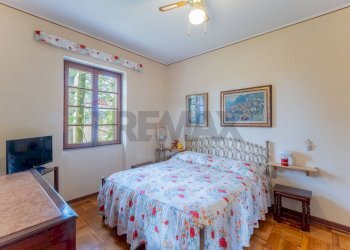 Camera / camera da letto - Villa Via L. Rossi
 
96, Sumirago - foto 34