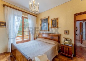 Camera / camera da letto - Villa Via L. Rossi
 
96, Sumirago - foto 38