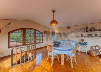 Sala da pranzo - Villa Via L. Rossi
 
96, Sumirago - foto 40