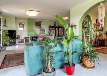 Soggiorno - Villa STRADA VICINALE DELLA GABELLINA
 
8, San Giuliano Milanese - foto 12