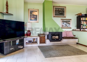 Soggiorno - Villa STRADA VICINALE DELLA GABELLINA
 
8, San Giuliano Milanese - foto 13