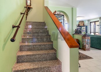 Scale - Villa STRADA VICINALE DELLA GABELLINA
 
8, San Giuliano Milanese - foto 29