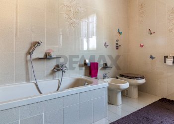 Bagno - Villa STRADA VICINALE DELLA GABELLINA
 
8, San Giuliano Milanese - foto 54