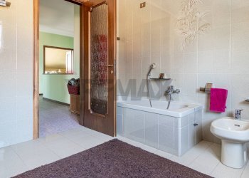 Bagno - Villa STRADA VICINALE DELLA GABELLINA
 
8, San Giuliano Milanese - foto 56