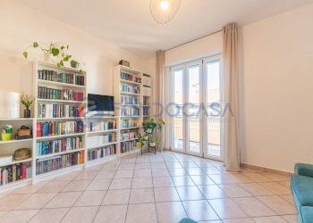 Foto 3 - Trilocale via pietro micca
 
23, Legnano - foto 2