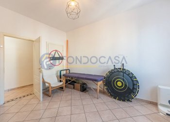 Foto 22 - Trilocale via pietro micca
 
23, Legnano - foto 21