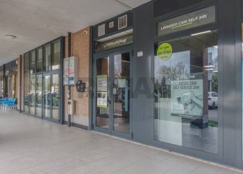 Edificio all\'aperto - Commercial Activity Via Ferruccio Ferrari
2/f, Reggio nell'Emilia - photo 21