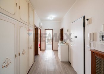 Hall / corridoio - Appartamento VIA GIUSEPPE TONNA
 
5, Sissa Trecasali - foto 7