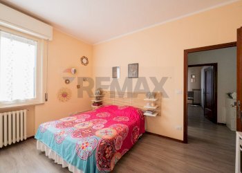 Camera / camera da letto - Appartamento VIA GIUSEPPE TONNA
 
5, Sissa Trecasali - foto 17