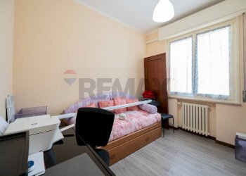 Camera / camera da letto - Appartamento VIA GIUSEPPE TONNA
 
5, Sissa Trecasali - foto 20