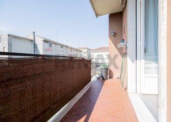 Balcone - Appartamento VIA GIUSEPPE TONNA
 
5, Sissa Trecasali - foto 35