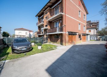 Edificio all\'aperto - Appartamento VIA GIUSEPPE TONNA
 
5, Sissa Trecasali - foto 39