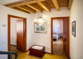 Foto 5 - Rustico Strada Sabbioni
 
7, Monzambano - foto 5