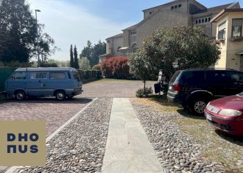 Foto 5 - Box Via Francesco Martinengo Colleoni
 
35, Scanzorosciate - foto 5